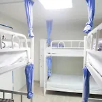 Yacht Guesthouse