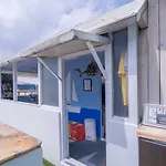 Yacht Guesthouse